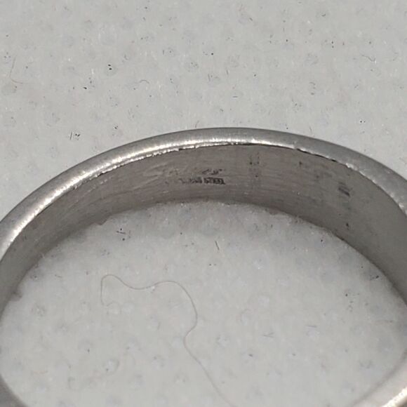 Spikes Stainless Steel Silver Colored Cross Ring 9 - Picture 5 of 6